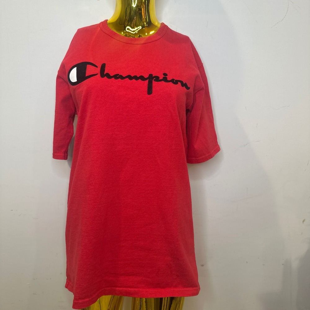 Champion Heritage Red Script Logo Short Sleeve Cotton T-Shirt Womens MEDIUM